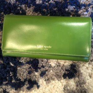 Green Kate spade wallet
